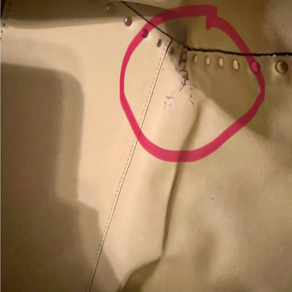 Valentino Bag - Picture 8 of 13
